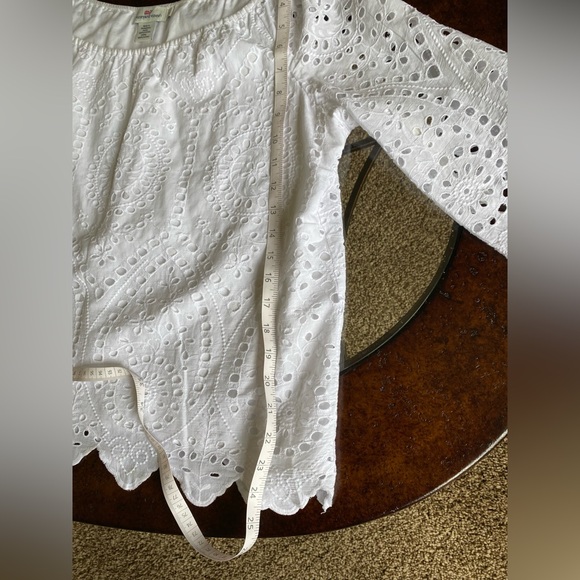 Vineyard Vines - White Lace embellished blouse - size XL - Picture 6 of 8